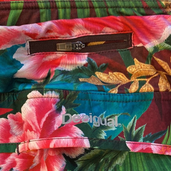 Desigual Sport 2 in 1 Skirt Oriental Tropical Floral Skort Size Large - Picture 5 of 16